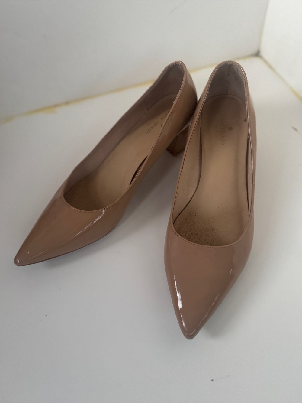 KATE SPADE ♠️ Pointed Toe Heel Pumps • Nude Patent Leather • Womens 10